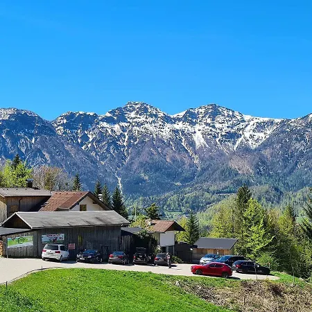 Lindwurm Hotel 2*