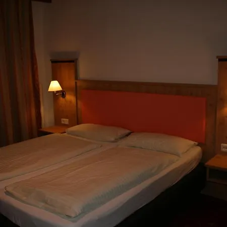 Lindwurm باد غويسرن