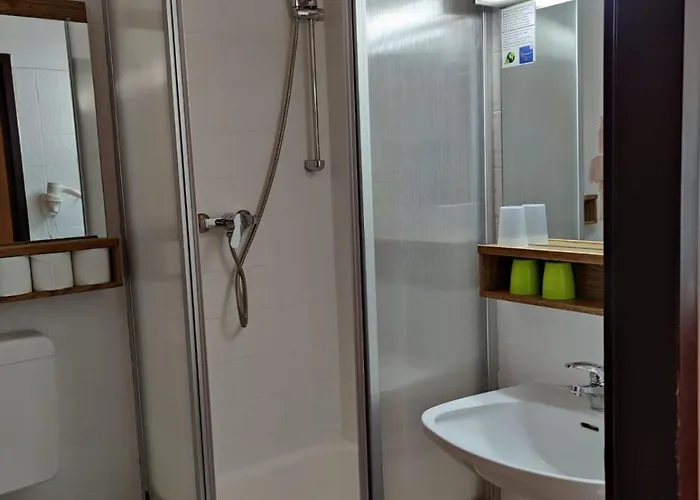 Ξενοδοχείο Lindwurm