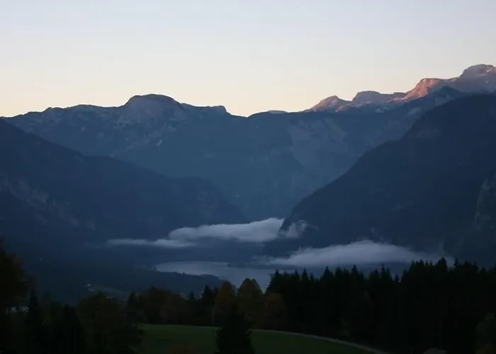 ホテル リンドヴルム