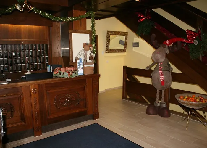 Ξενοδοχείο Lindwurm 2*