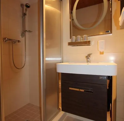 リンドヴルム ホテル